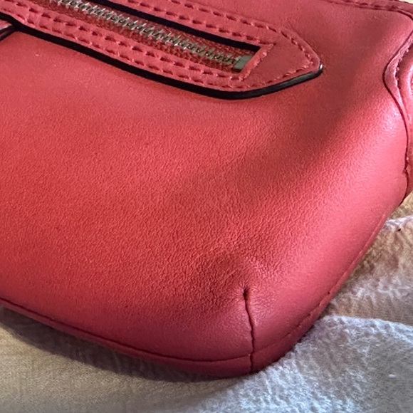 VTG NWT Coach Coral Pink Daisy Wristlet Clutch